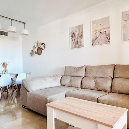 Duquesa Village Property Манилва Екстериор снимка